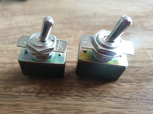 Paar vintage nittel - paar,